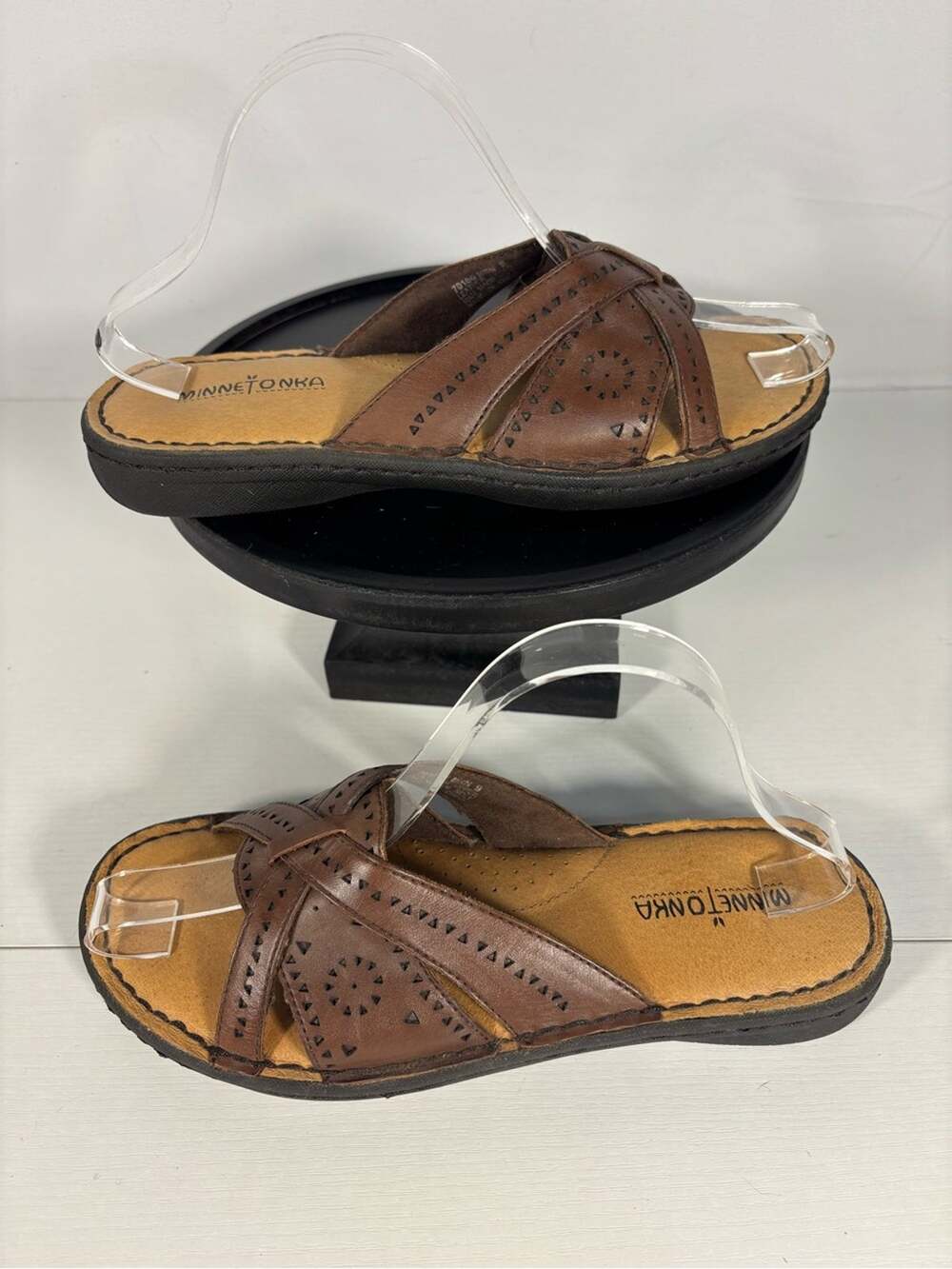 Minnetonka Leandra Leather Slide Sandals Brown Boho Comfort Size 9